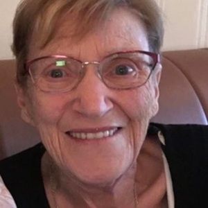 Meet your Posher, Leanne